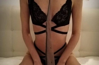 Annonce étudiante soumise d'Antibes en collier cherche bdsm hard